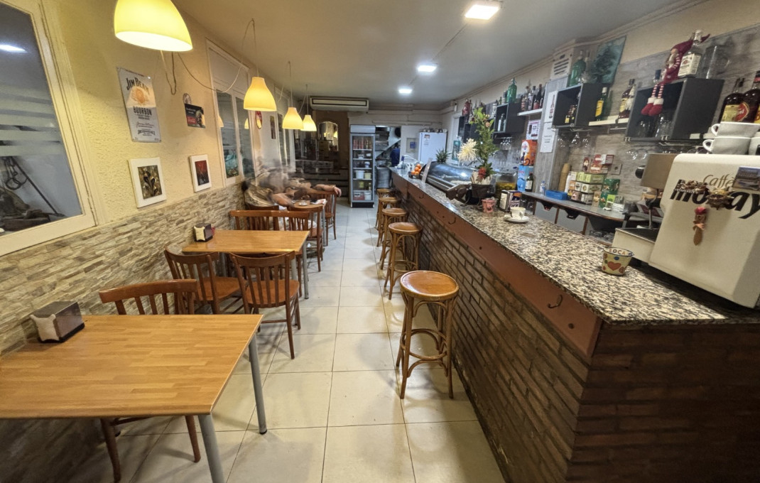 Traspaso - Bar Restaurante -
Barcelona - Eixample