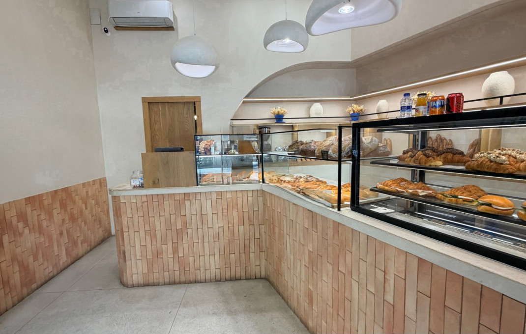 Traspaso - Obradores y/o Panaderias -
Barcelona - Eixample