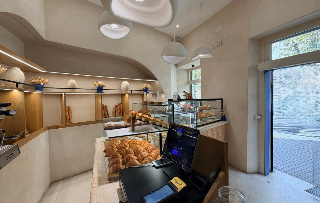 Traspaso - Obradores y/o Panaderias -
Barcelona - Eixample