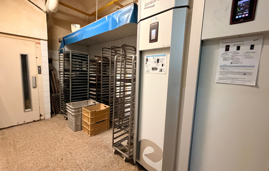 Traspaso - Obradores y/o Panaderias -
Barcelona - Eixample