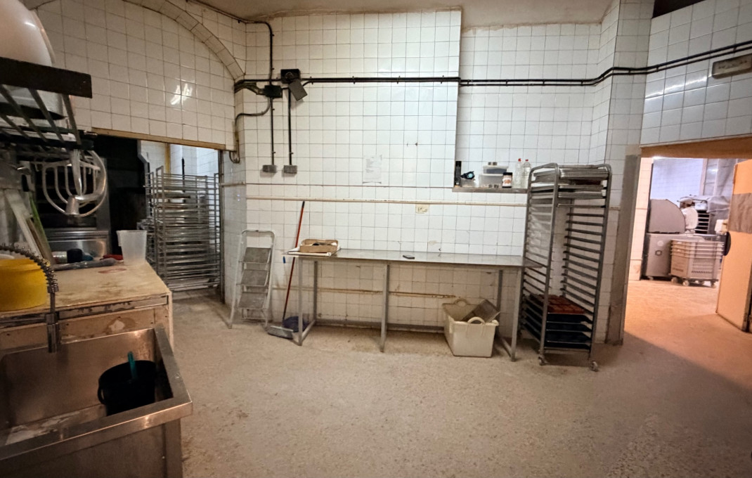 Traspaso - Obradores y/o Panaderias -
Barcelona - Eixample