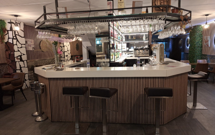 Transfer - Restaurant -
Barcelona - Gràcia