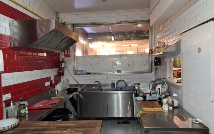 Transfer - Restaurant -
Barcelona - Gràcia