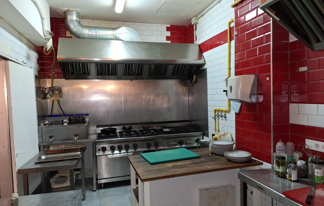 Transfer - Restaurant -
Barcelona - Gràcia