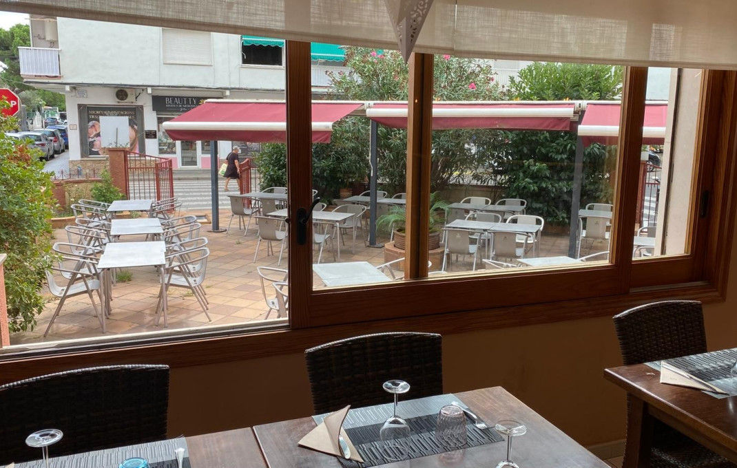 Transfer - Bar Restaurante -
Blanes