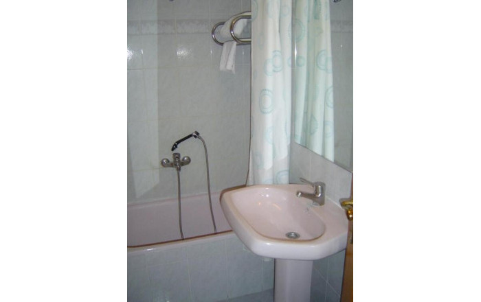 Sale - Hotle 3* -
Teruel - Valderrobles