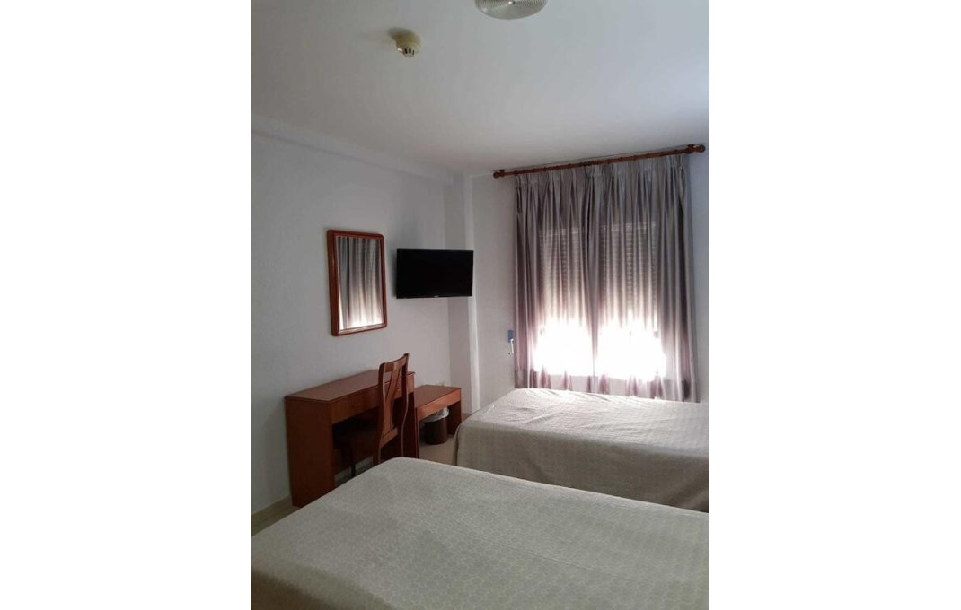 Sale - Hotle 3* -
Teruel - Valderrobles