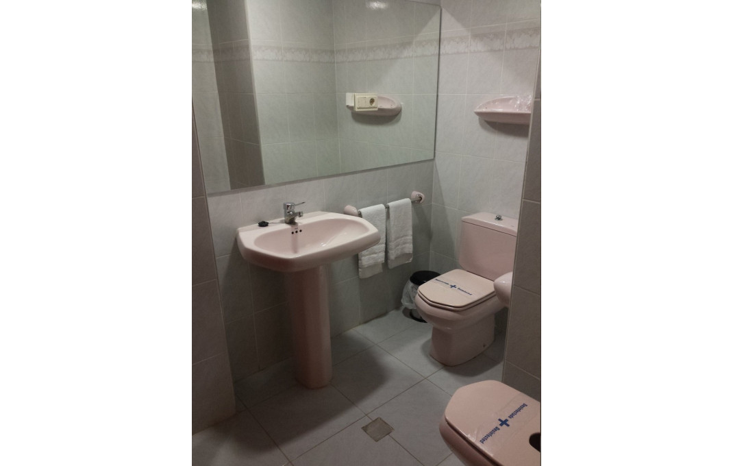 Sale - Hotle 3* -
Teruel - Valderrobles