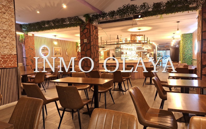 Transfer - Restaurant -
Barcelona - Gràcia