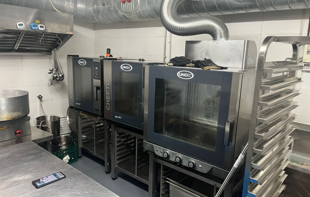 Traspaso - Cocina industrial -
Barcelona - Eixample