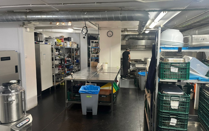 Traspaso - Cocina industrial -
Barcelona - Eixample