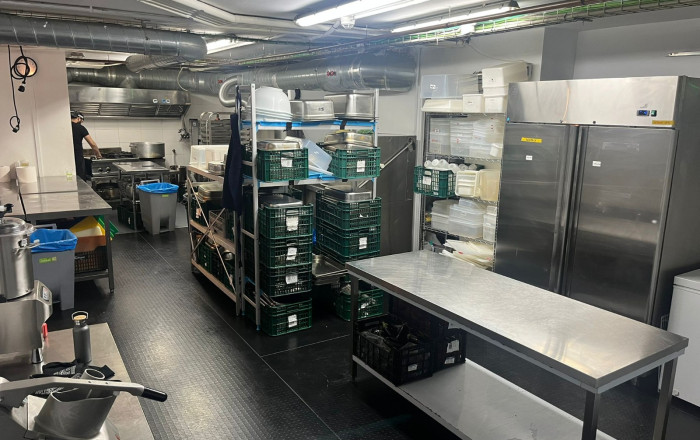 Traspaso - Cocina industrial -
Barcelona - Eixample