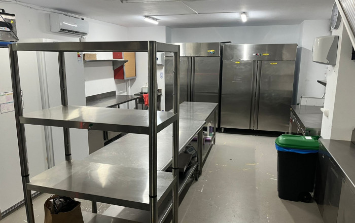 Traspaso - Cocina industrial -
Barcelona - Eixample