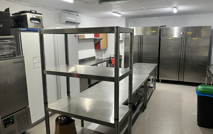 Traspaso - Cocina industrial -
Barcelona - Eixample