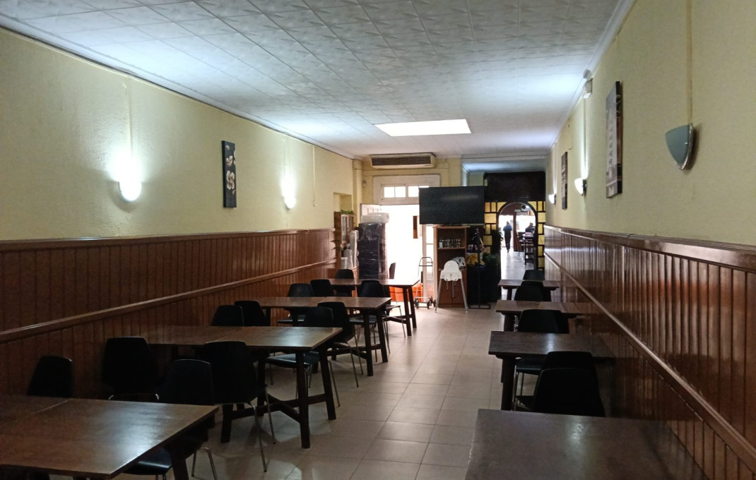 Traspaso - Bar Restaurante -
Barcelona - Sants