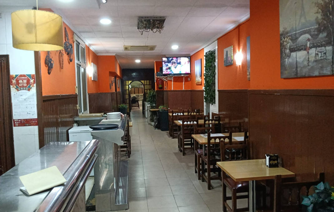 Traspaso - Bar Restaurante -
Barcelona - Sants