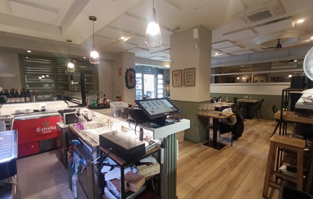 Transfer - Bar Restaurante -
Barcelona - Eixample Izquierdo