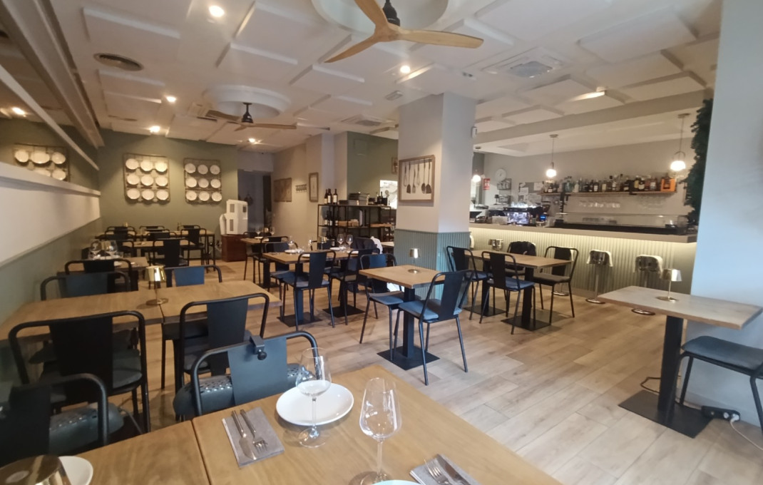 Transfer - Bar Restaurante -
Barcelona - Eixample Izquierdo