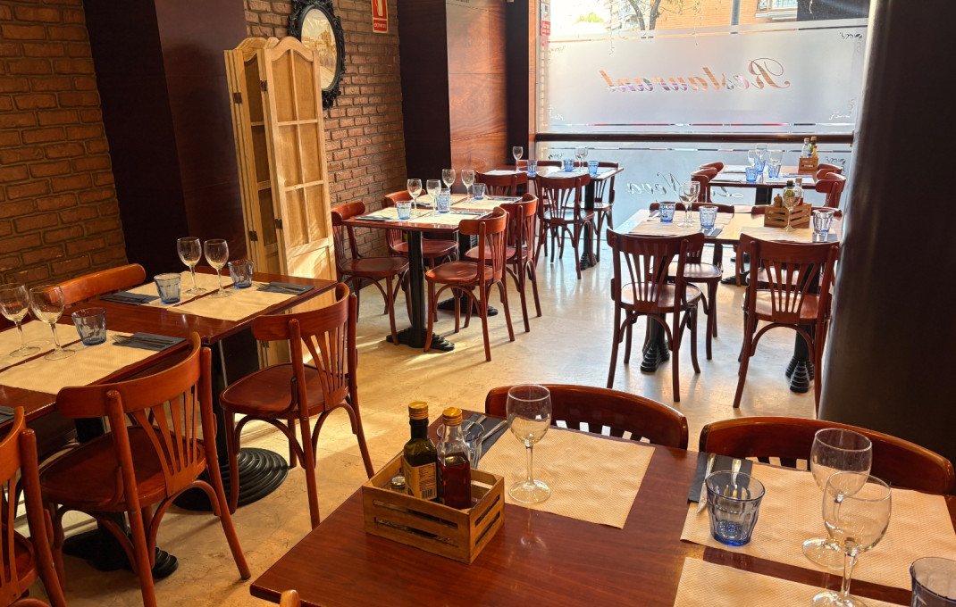 Transfert - Bar Restaurante -
Sant Boi de Llobregat - Centre - Casco Antiguo