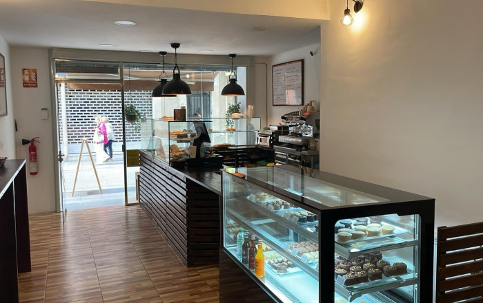 Traspaso - Obradores y/o Panaderias -
Barcelona - Gràcia