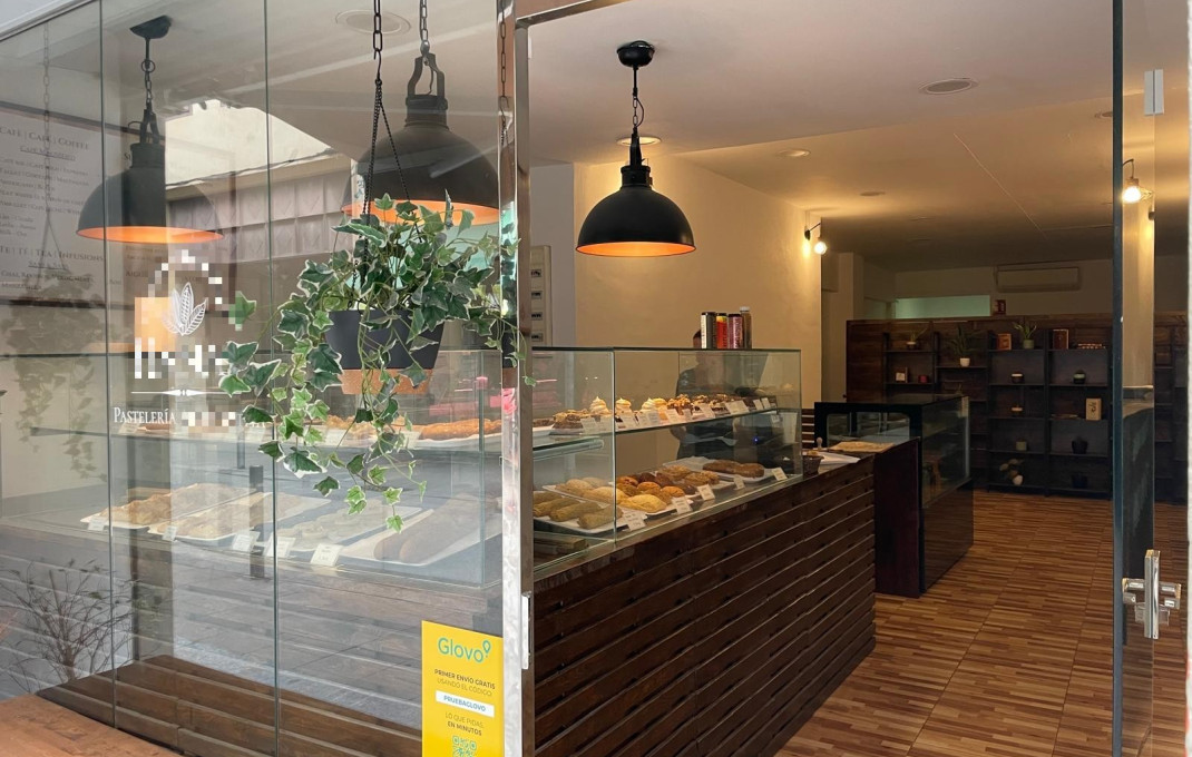 Traspaso - Obradores y/o Panaderias -
Barcelona - Gràcia