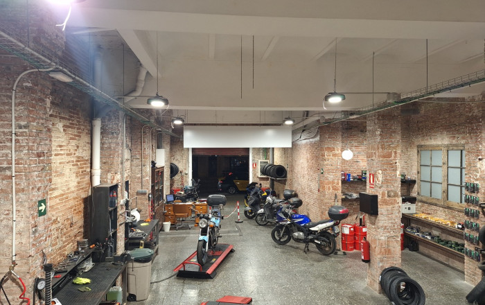 Traspaso - Taller mecánico  -
Barcelona - Eixample