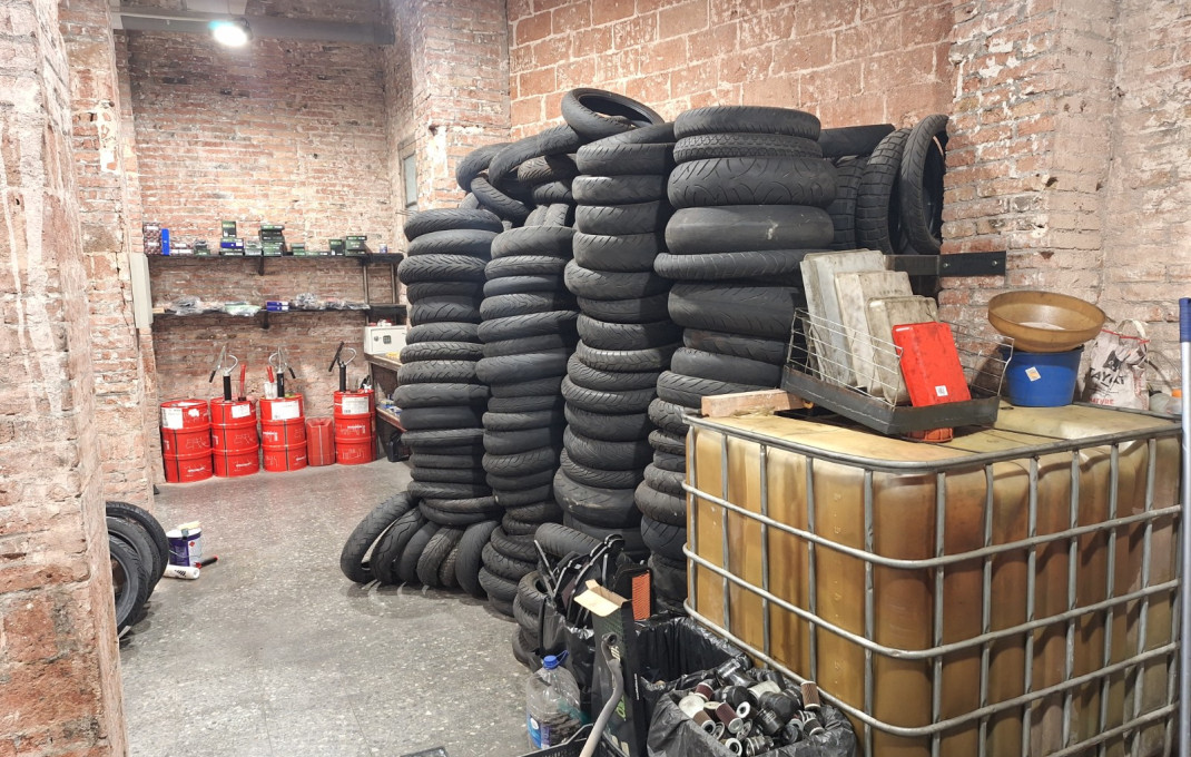 Traspaso - Taller mecánico  -
Barcelona - Eixample