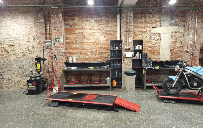Traspaso - Taller mecánico  -
Barcelona - Eixample