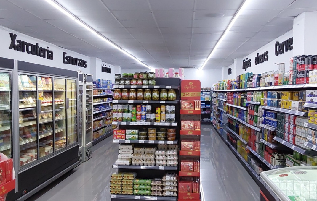 Traspaso - Supermercado -
Sabadell