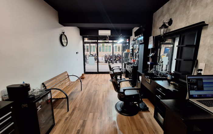 Traspaso - Peluquerias y Estetica -
Barcelona - Les corts