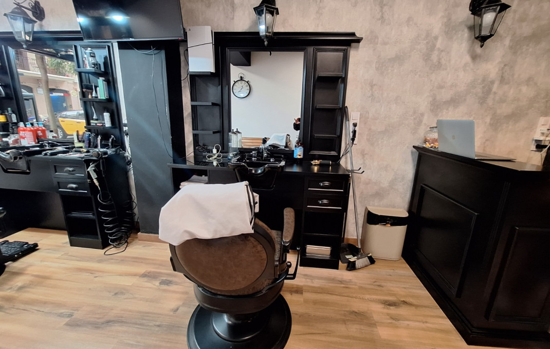 Traspaso - Peluquerias y Estetica -
Barcelona - Les corts