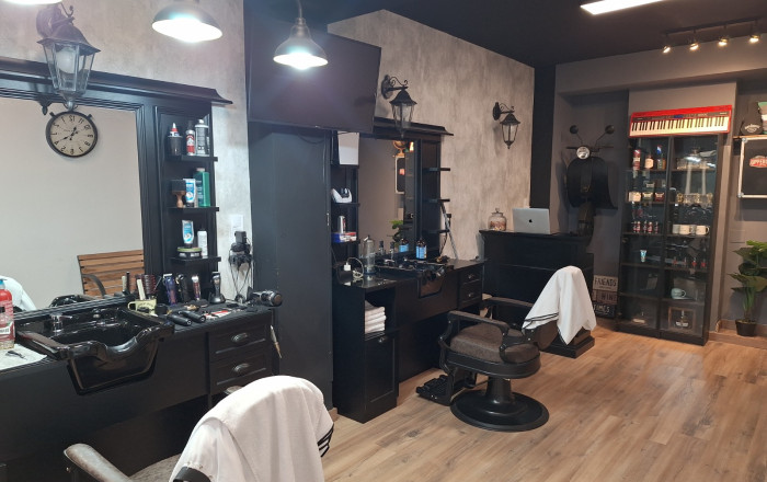 Traspaso - Peluquerias y Estetica -
Barcelona - Les corts