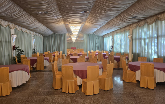 Venta - Hostal -
Madrid