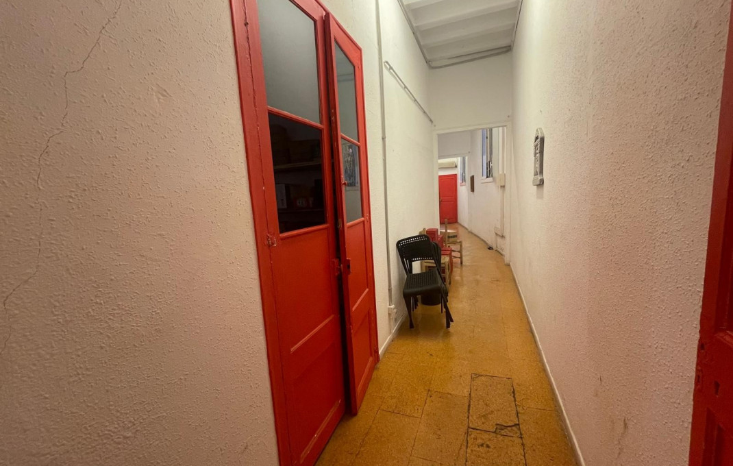 Transfer - Bar Restaurante -
Barcelona - Borne-centro