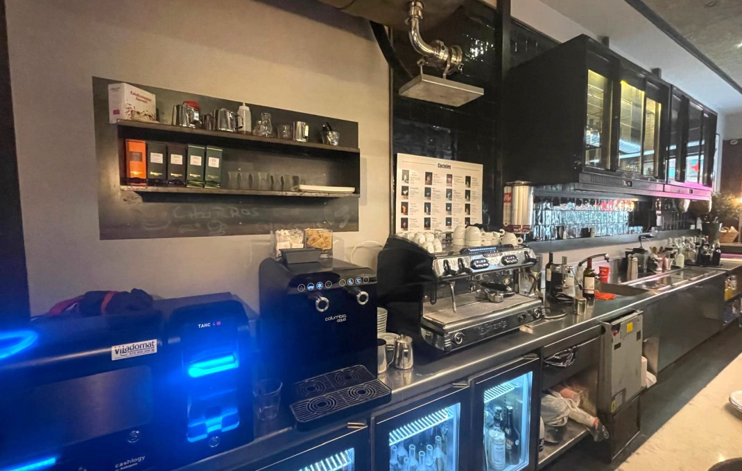 Transfer - Bar Restaurante -
Barcelona - Borne-centro