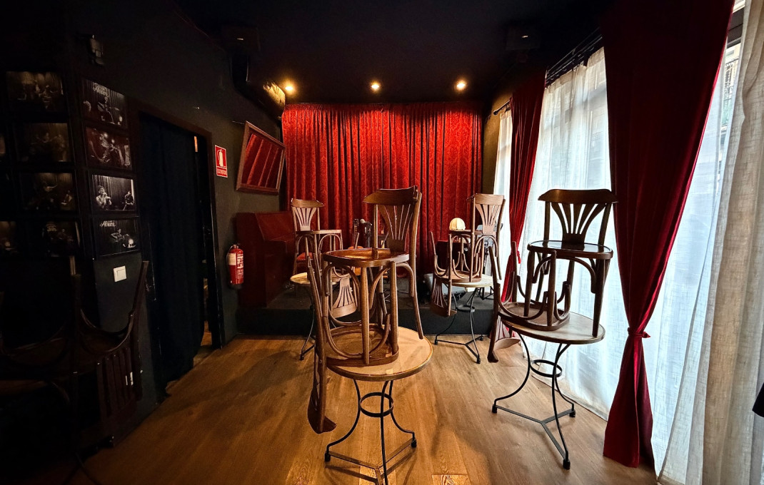 Transfert - Bar- C1 -
Barcelona - Sants