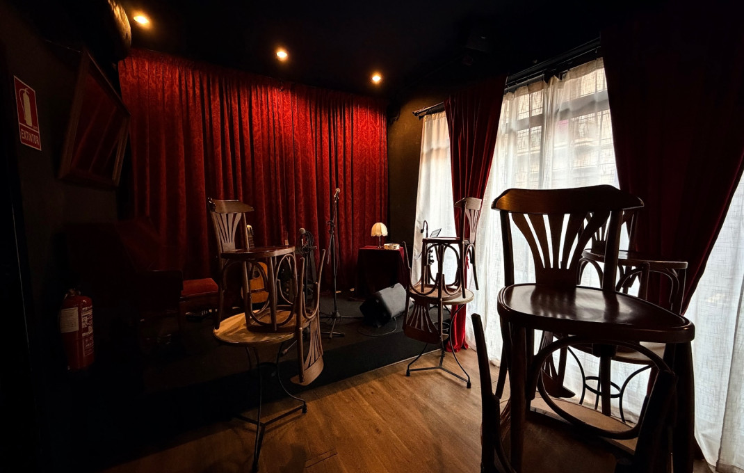 Transfert - Bar- C1 -
Barcelona - Sants