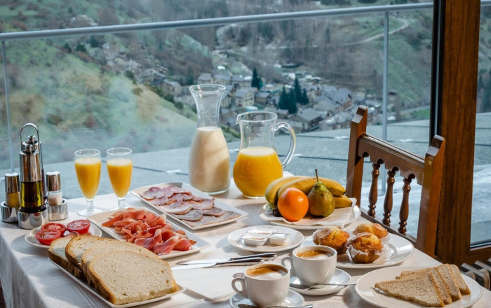 Venta - Hotel 3 Estrellas -
Lleida  - Lleida