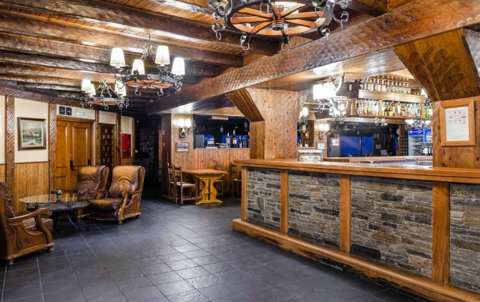 Venta - Hotel 3 Estrellas -
Lleida  - Lleida