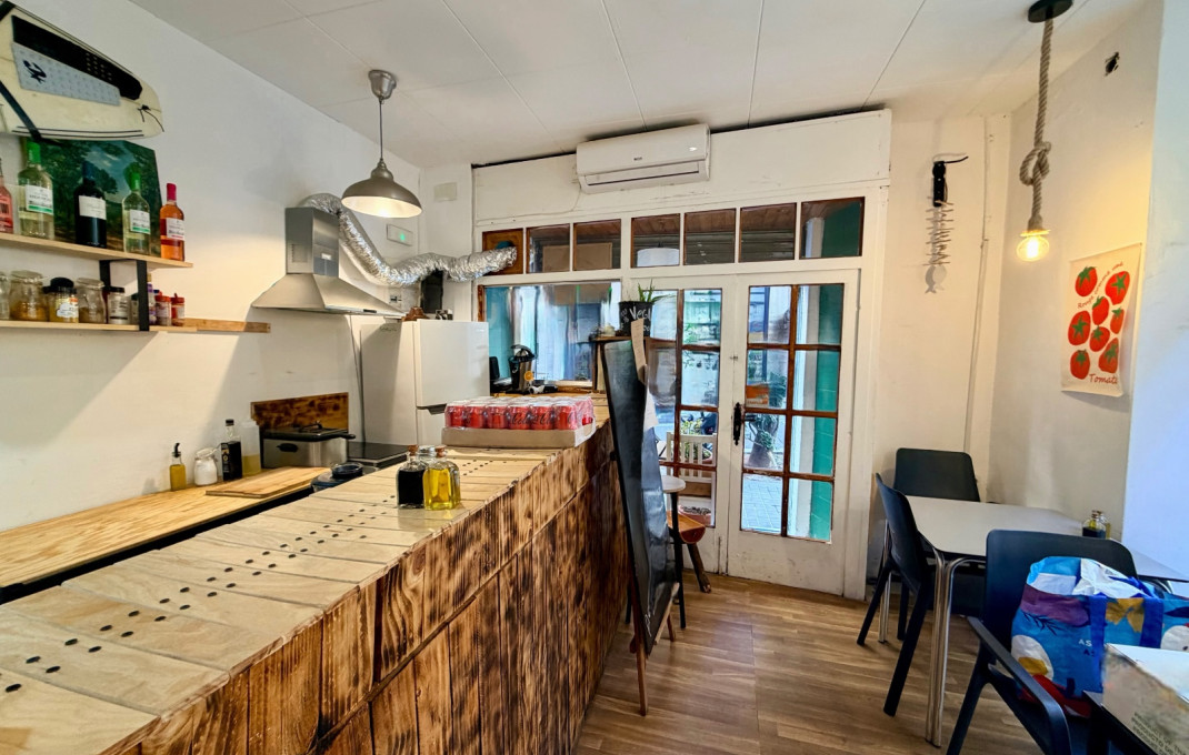 Traspaso - Bar Restaurante -
Barcelona - Sants