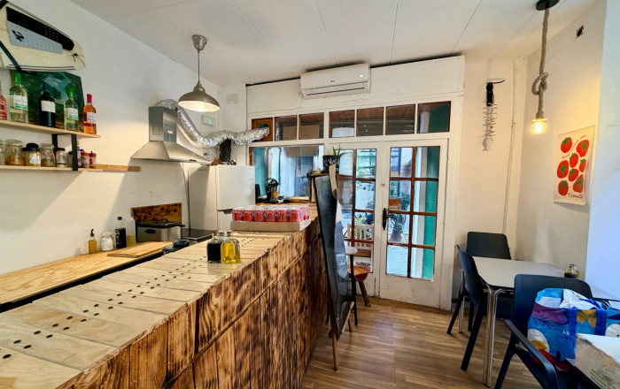 Traspaso - Bar Restaurante -
Barcelona - Sants