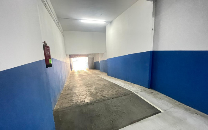 Alquiler - Local comercial -
Barcelona - Eixample Derecho