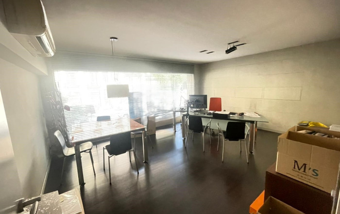 Alquiler - Local comercial -
Barcelona - Eixample Derecho