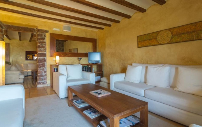 Sale - Hostal -
Castellón - Villafamés