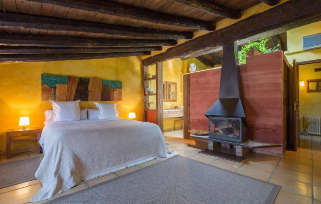 Sale - Hostal -
Castellón - Villafamés