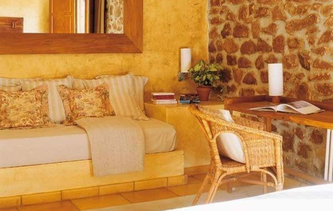 Sale - Hostal -
Castellón - Villafamés