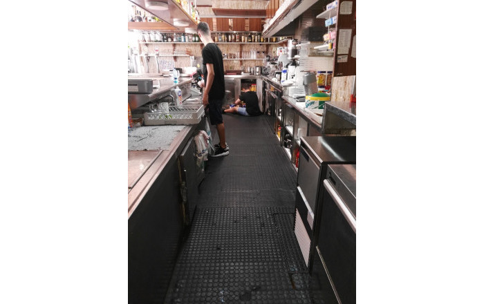 Venta - Bar Restaurante -
Blanes