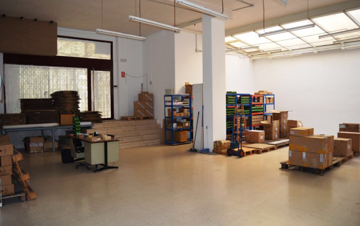 Revente - Local comercial -
Barcelona - Sant Andreu