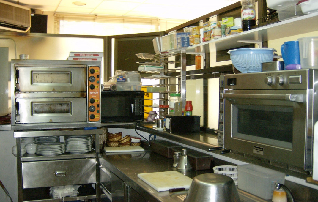 Venta - Bar Restaurante -
Blanes