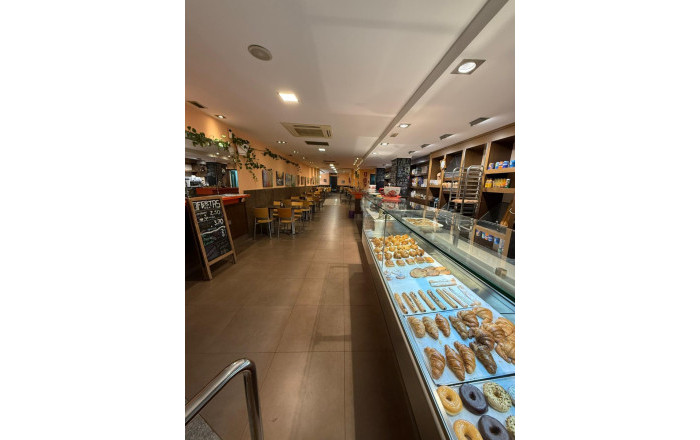 Traspaso - Obradores y/o Panaderias -
Barcelona - Les corts